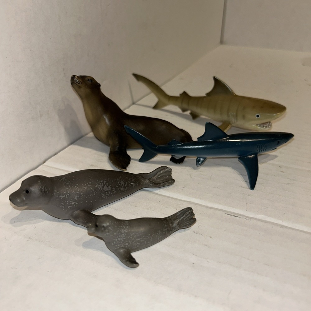 Schleich Sea Life Marine Plastic Animals Seal, Sea Lion, Sharks Toys B3